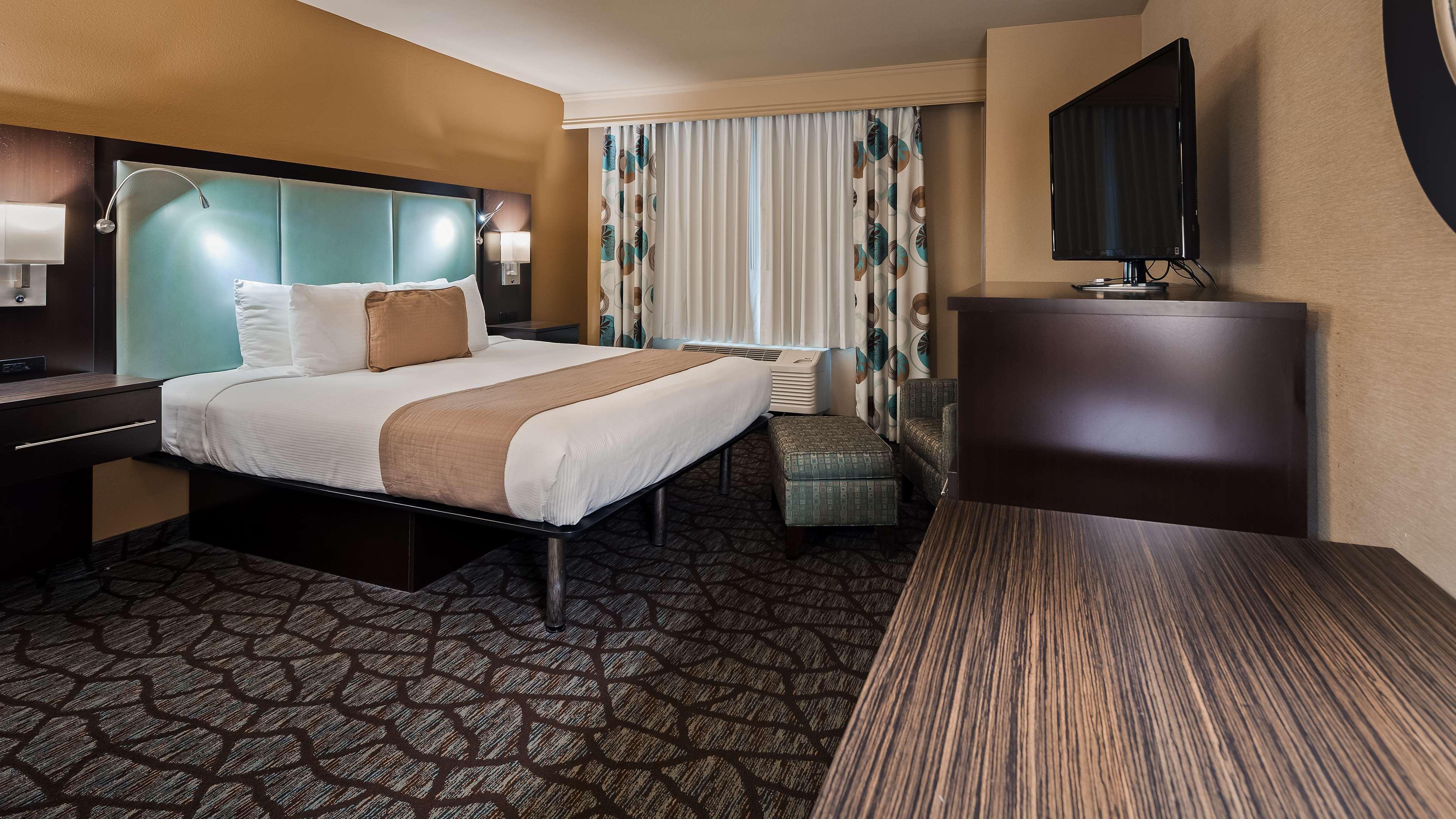 Hotel Western Palms Oceanside